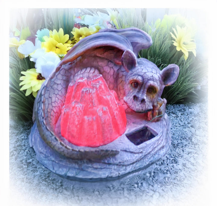 Kremers Schatzkiste Drachenkind am LED Lavastein Feuer 27 cm Drache Figur Gartenfigur Solarfigur Dra