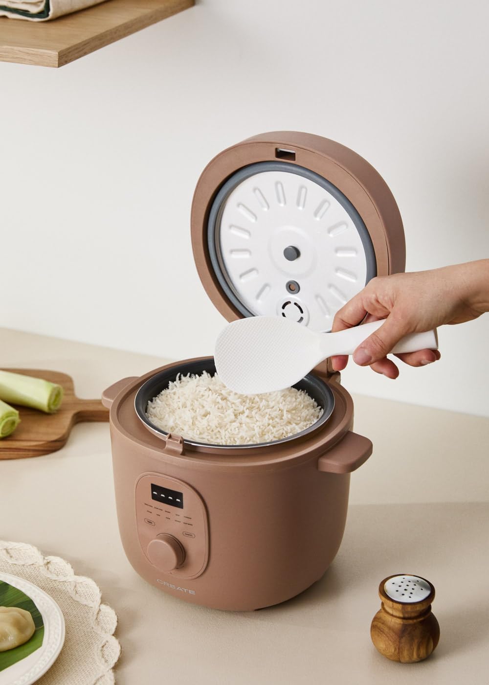 CREATE Rice Cooker Studio, elektrischer Reiskocher, 2 l, Mokka, programmierbar bis 24 Stunden, berei