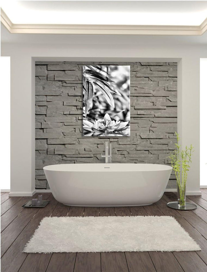 Pixxprint Monocrome, Weisse Seerose im Wasser Wellness, Format: 100x70 auf Leinwand, 100x70