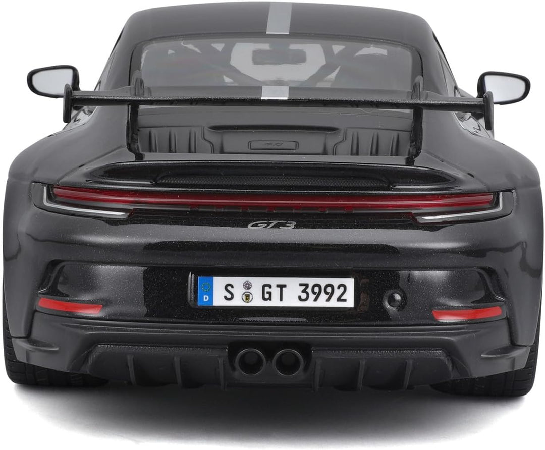 Maisto Porsche 911 GT3 (2022): Modellauto im Massstab 1:18, Türen, Kofferraum und Motorhaube bewegli