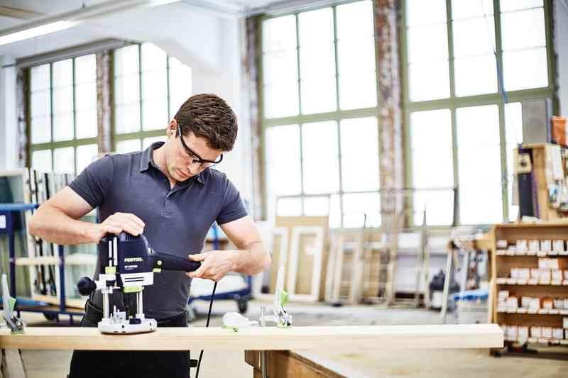 Festool Oberfräse OF 1400 EBQ-Plus + Box-OF-S (mit Spannzange, Spannzange, Seitenanschlag mit Feinei