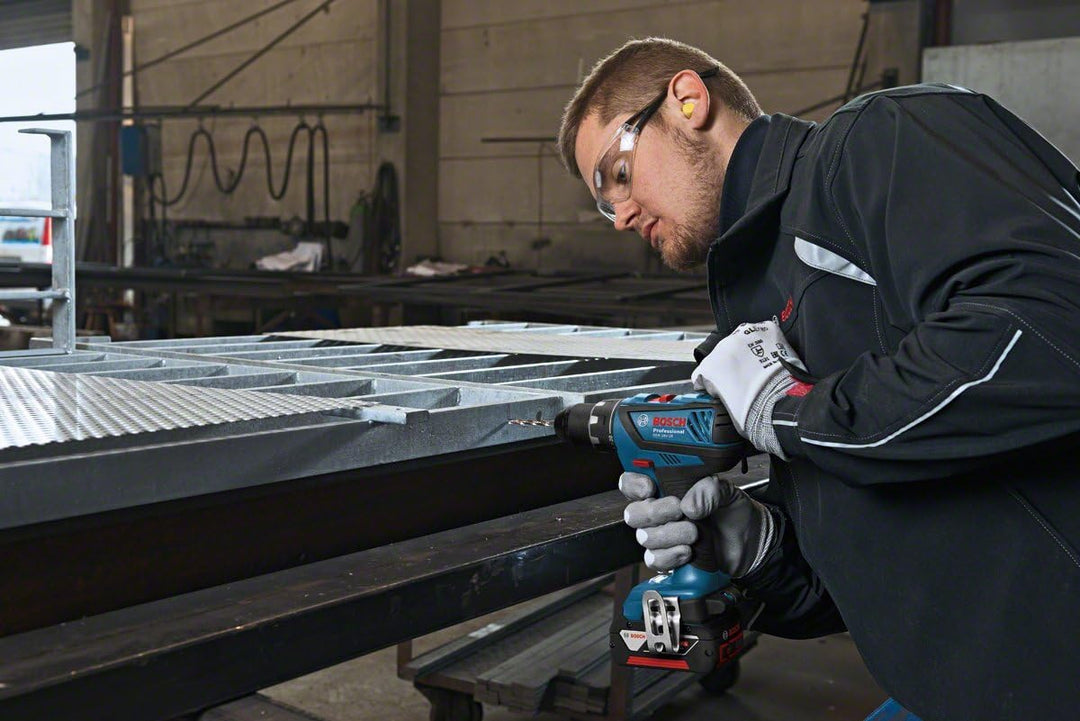 Bosch Professional 18V System Akkuschrauber GSR 18V-28 (ohne Akku und Ladegerät, in L-BOXX) Solo in