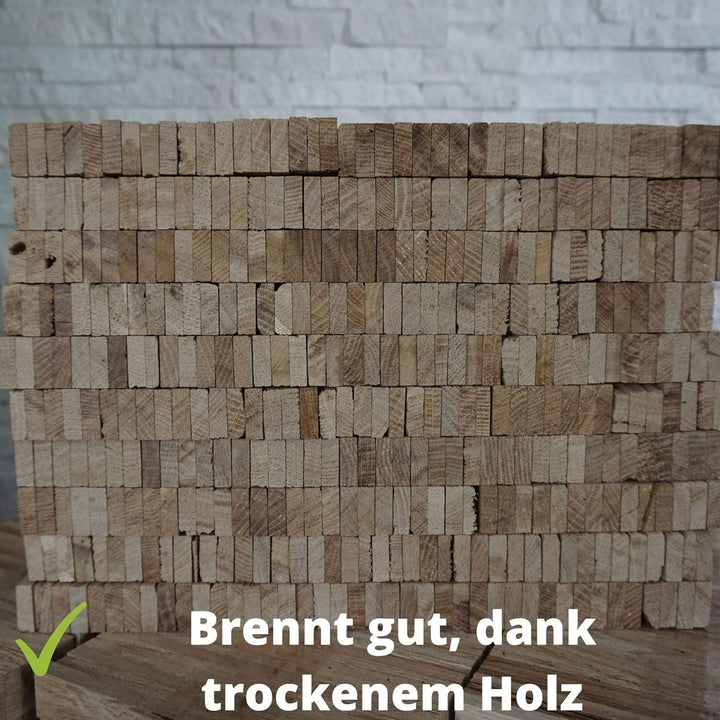 30 kg Eiche Brennholz – Sehr sauber und trocken – Perfektes Anfeuerholz für eine gemütliche Raumwärm