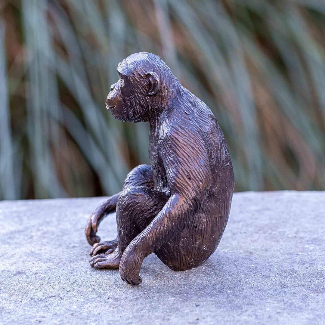 IDYL Bronze-Skulptur Schimpanse | 15x9x12 cm | Tierfigur aus Bronze handgefertigt | Wetterfest