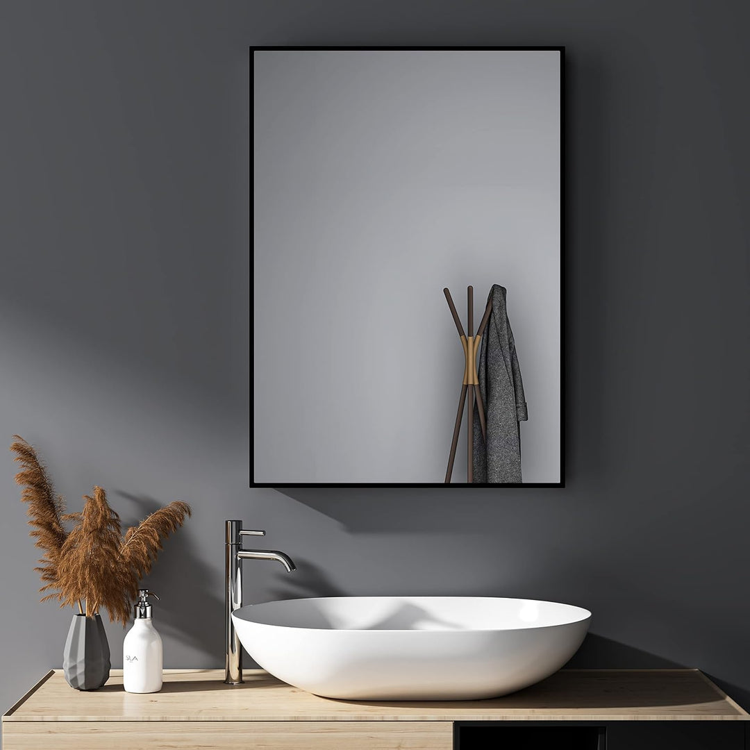 Wandspiegel Schwarz 40x60 cm Spiegel Rechteckiger Edelstahl Kosmetikspiegel Splitterschutz für Badez