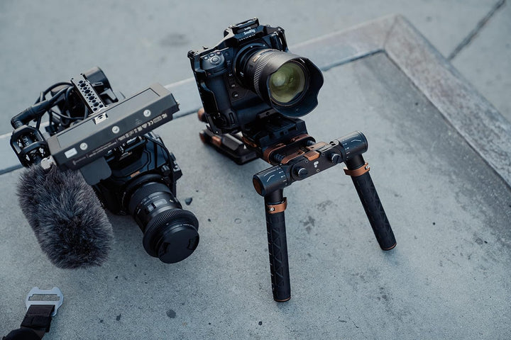 PolarPro - Pivot - Shoulder Rig - kompakt und leicht - ideal für Reisende Videofilmer - speziell ent