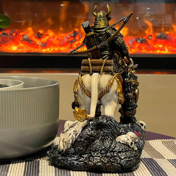 LOOYAR Mittelalterlicher antiker weisser Löwe Samurai Krieger Harz Statue Ornament Figur Basteln für