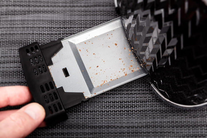 eldom TO265 Nele Toaster | 7 Röststufen | Defrost-Funktion | mit integrierten Brötchenaufsatz | Krüm
