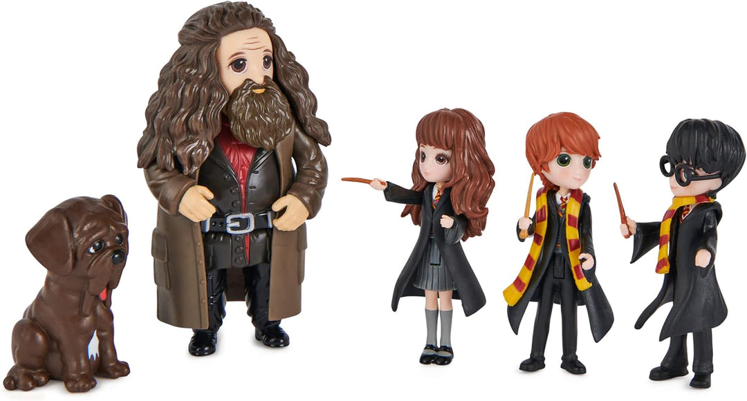 Harry Potter - Geschenkset mit mehreren Sammelfiguren und Zubehör, Spielzeug für Kinder ab 5 Jahren,
