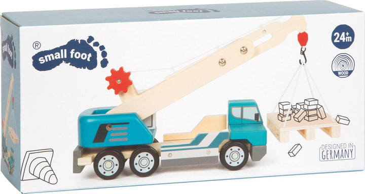small foot Kranwagen mit Palette aus Holz, Spielfahrzeug für Kinder, mit 360°-drehbarem Kran und Zub