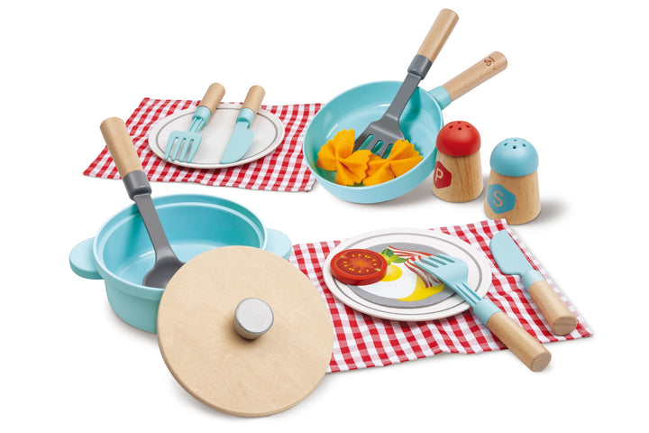 Hape Koch- & Servierset für Kinder – Holz Spielküche Zubehör, Rollenspiel Kochset mit Töpfen, Pfanne