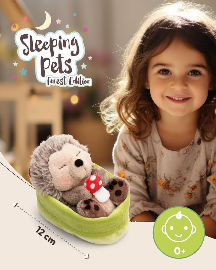 NICI Kuscheltier Igel mit Fliegenpilz schlafend im Körbchen - braun - Stofftier aus weichem Plüsch,