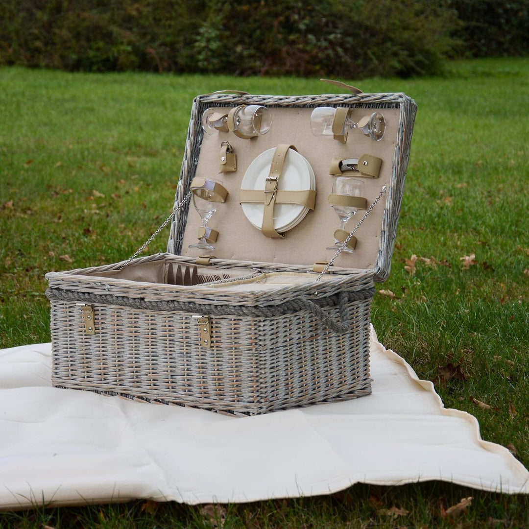 UNUS Picknick Set 4 Personen mit Picknickkorb, Picknickdecke, Besteck und Geschirr