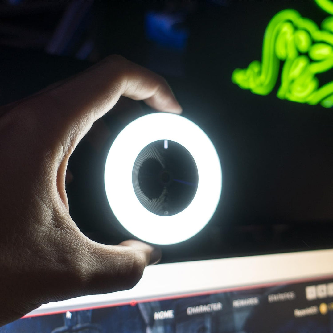 Razer Kiyo - Streaming-Kamera mit Ring-Beleuchtung (USB Webcam, HD-Video 720p, 60 FPS, kompatibel mi