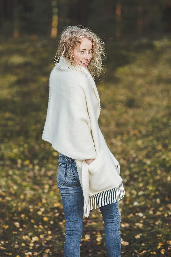 Damen Schal Schultertuch aus 100% Wolle mit Taschen - Poncho Stola 65x180cm + Fransen Tuch & Umschla
