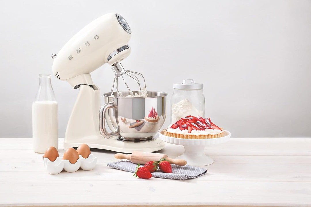 SMEG, SMF03CREU Küchenmaschine, 10 Geschwindigkeitsstufen, Planetenrührwerk, Sicherheitsabschaltung,