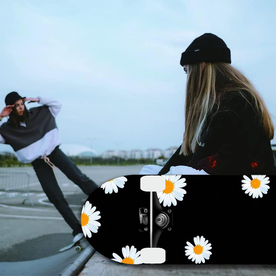 31-Zoll-Standard-Skateboard, 7 Lagen Ahorn-Board-Oberfläche, geeignet für Kinder, Jugendliche, Erwac