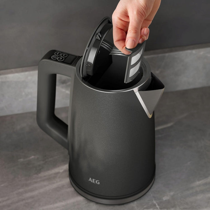 AEG Wasserkocher Deli 5 | 2400 Watt | 5 einstellbare Temperaturstufen | 1,7 l | automatische Sicherh