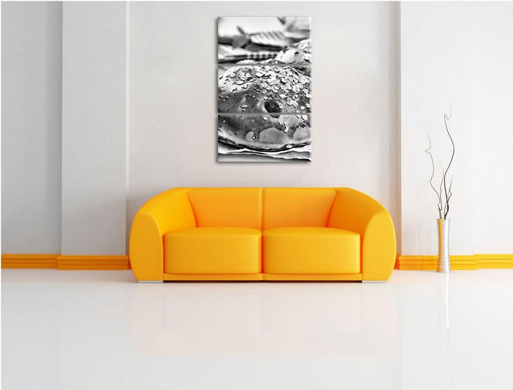 Pixxprint Monocrome, Süsse Rosinenbrötchen 3-Teiler Leinwandbild 120x80 Bild auf Leinwand
