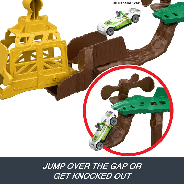 Hot Wheels Spielzeugauto Trackset, Disney Pixar Toy Story 5 Superstar Speeders Hi-Tech Buzz Lightyea