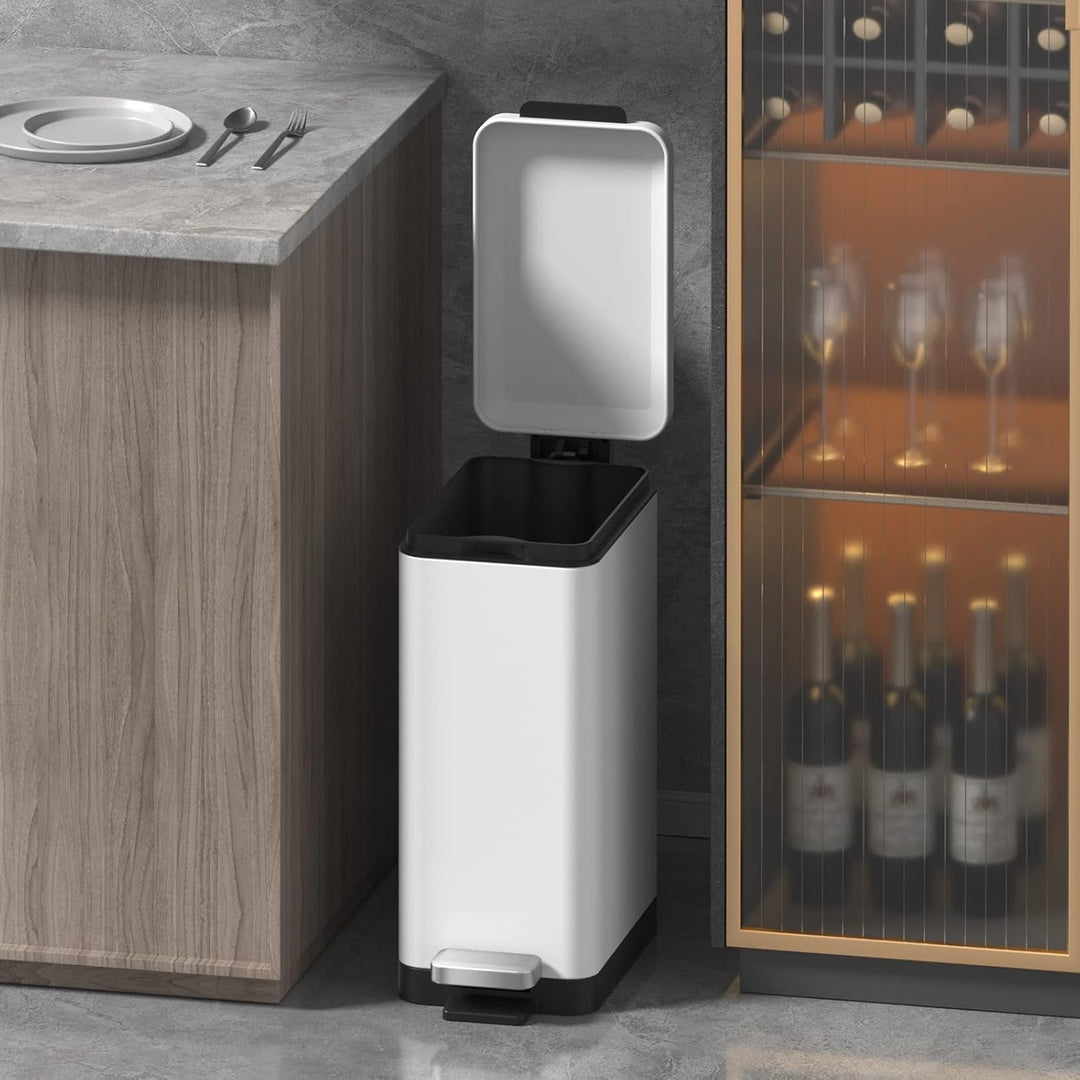 Mbillion Mülleimer Bad 10 Liter Slim Design Treteimer mit starkem Pedal, Edelstahl Rechteckiger Müll