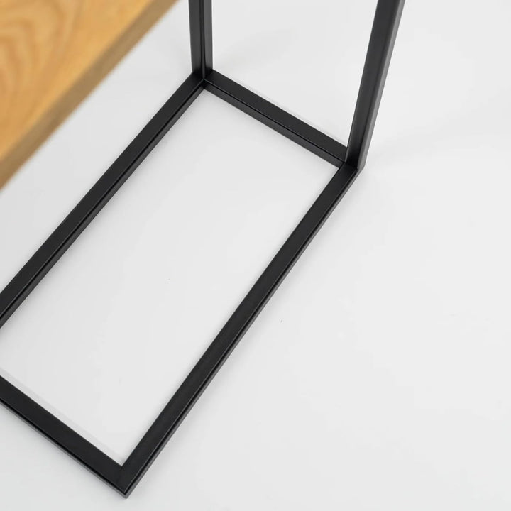 Beistelltisch Holz in C-Form - pulverbeschichteter Beistelltisch Eiche in Schwarz - Moderner Abstell