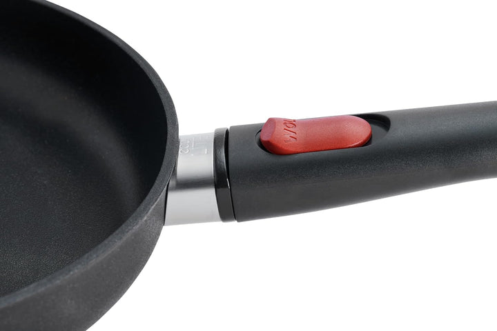 Woll Eco Lite QXR Flachpfanne - Induktiv - Ø 28 cm, 5 cm hoch, mit abnehmbarem Stiel - Geeignet für