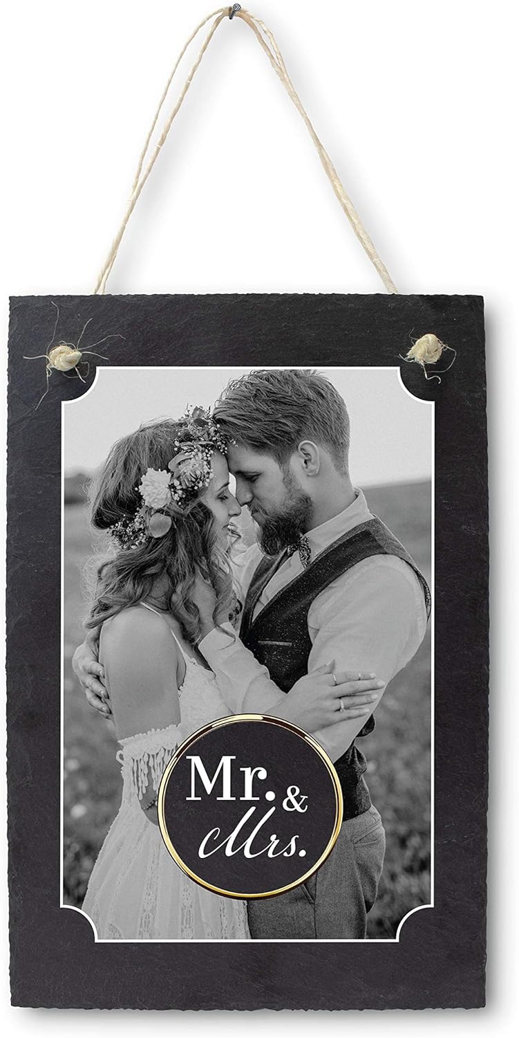 wandmotiv24 Schiefertafel Hochzeit Mr. & Mrs., Aufhängeschild mit Strick, Personalisierbar Digitaldr