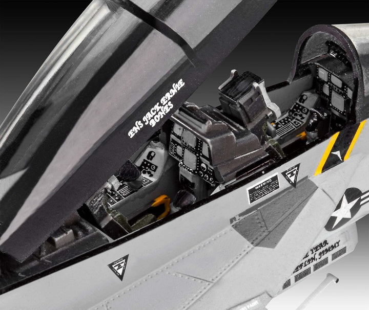 Revell 63834 originalgetreuer Modellbausatz für Fortgeschrittene, unlackiert