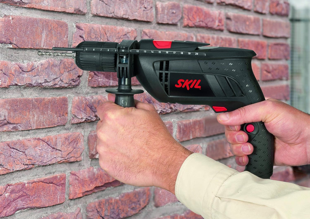 Skil Schlagbohrmaschine 6290 AA (710W, 13mm, Drehzahlvorwahl, +Tiefenanschlag, + 3 tlg. Bohrerset) I