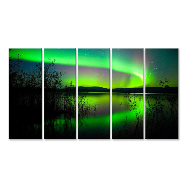 islandburner Bild auf Leinwand Nordlichter Gespiegelter See Wetterleuchten In Norwegen Bilder Wandbi