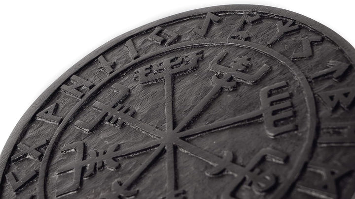 Windalf Schwarzes Vikings Holzbild Vegvisir Ø 23 cm Wikinger Kompass Futhark Handarbeit aus Holz