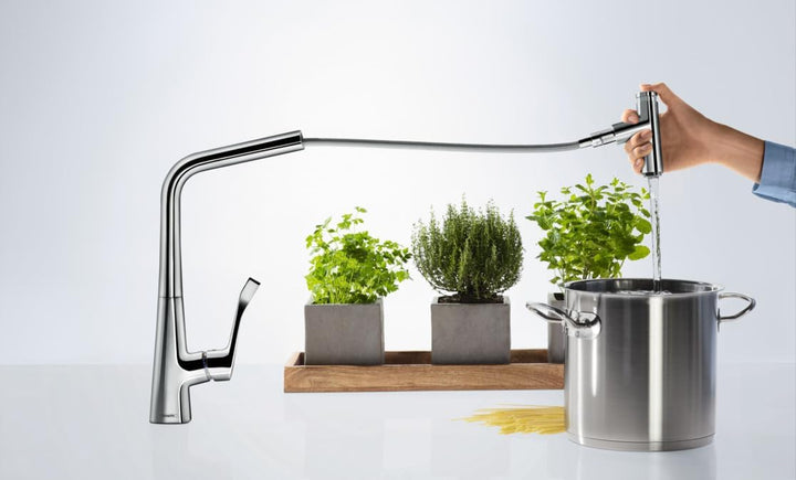 hansgrohe 73820000 Küchenarmatur Metris Select M71, Wasserhahn Küche mit Auslauf Höhe 320 mm, 150° d