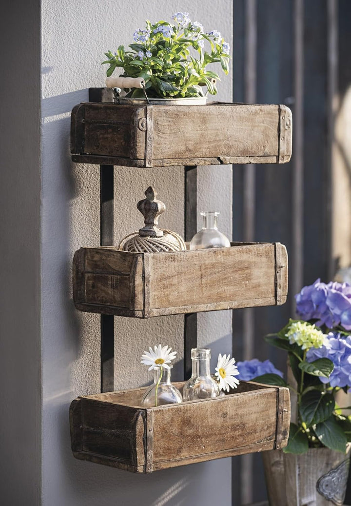 Dekoleidenschaft Wandregal Kolonial aus recyceltem Holz im Used Look, Regal mit 3 Holzkisten, Hänger