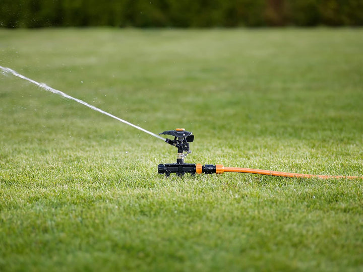 Fiskars Impuls-Sprinkler XL, Mit Abstandsregelung, Sprühbildkontrolle und Rotationskontrolle, Univer