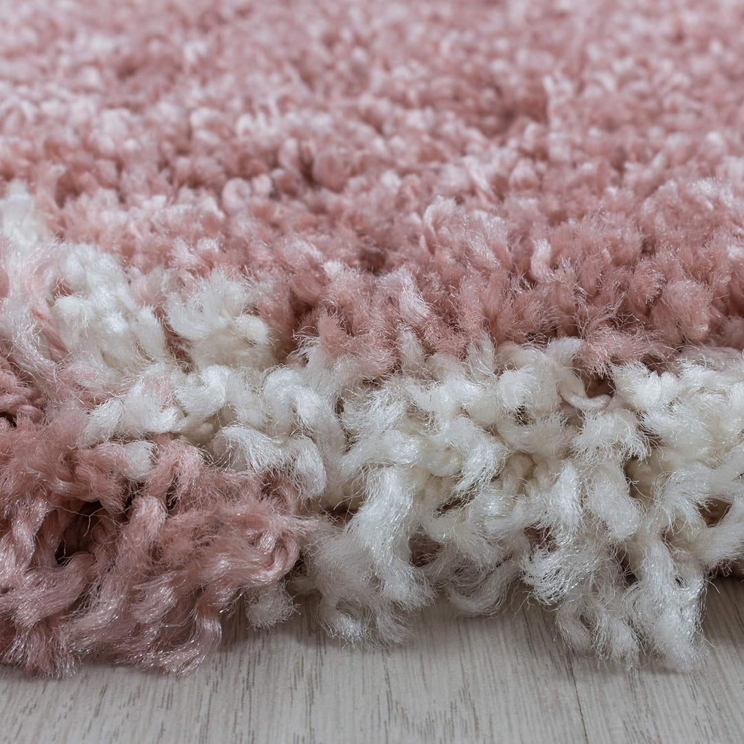 Hochflor Rund Teppich Wohnzimmer im Skandinavischen Stil Skandinavisches Design Flauschiger Langflor