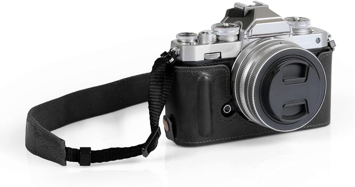 MegaGear MG2016 Ever Ready Genuine Leather Camera Half Case Compatible with Nikon Z fc (Schwarz), Sc