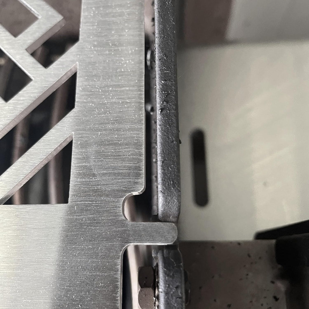 Grillrost.com Das Original Edelstahl Multistation | Warmhalterost für Napoleon Rogue 625 | Hähnchenk