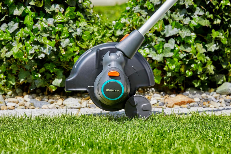 Gardena Elektro-Trimmer ComfortCut 550/28: Rasentrimmer mit verstellbarem Griff, abwinkelbarem sowie