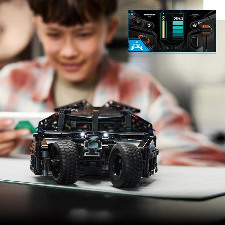 LEGO Technic Batmobile Tumbler - ferngesteuertes Spielzeugauto - Batman Fanartikel - Modell mit Lenk