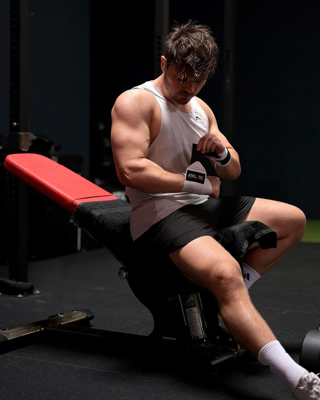 ATHLETIC AESTHETICS Handgelenk Bandagen Fitness - Wrist Wrap (45 cm im Paar) Handgelenkbandage für K