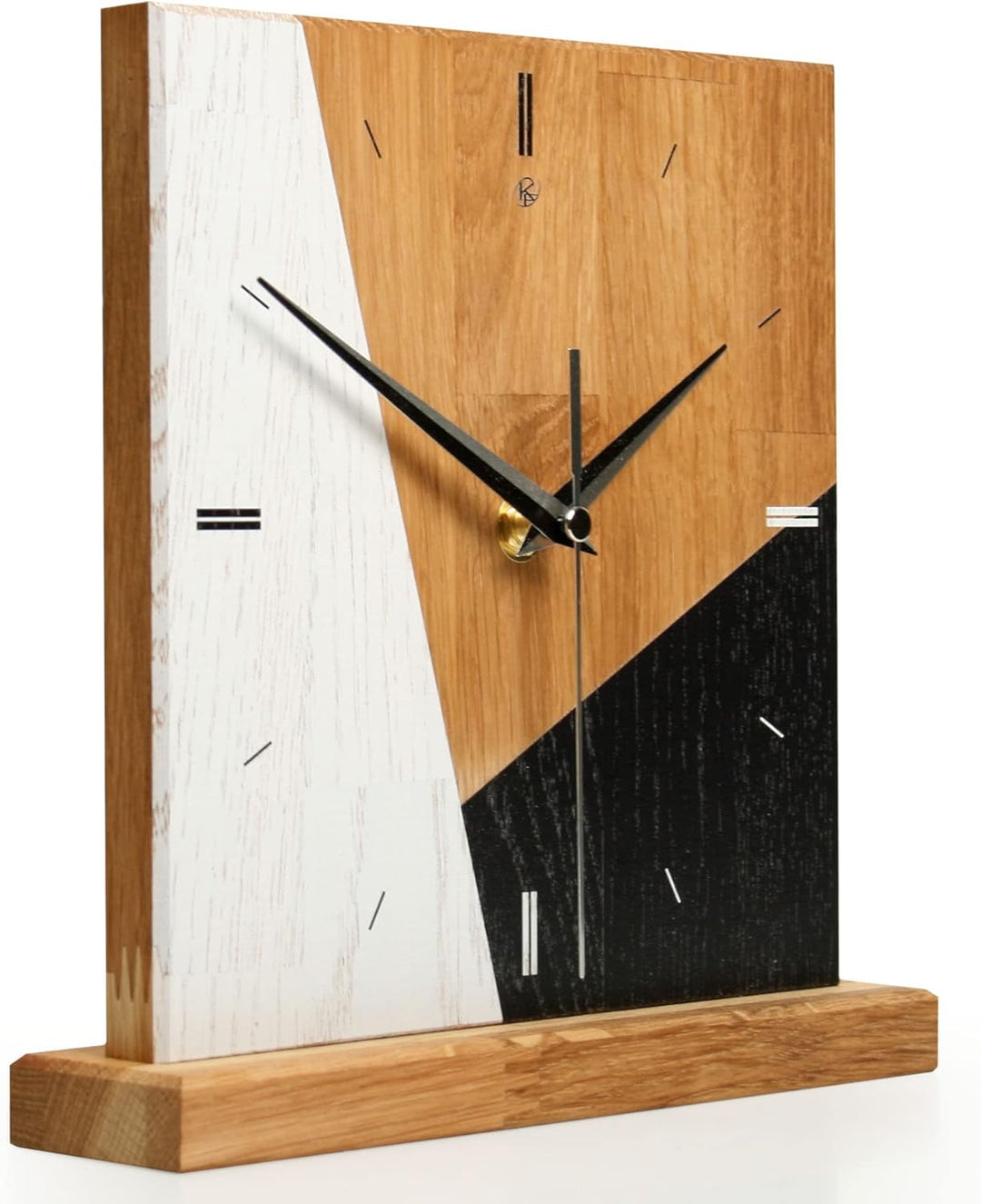 Kreative Feder Designer-STANDUHR „Triangle“ aus Massivholz – analoge TISCHUHR ohne Tickgeräusche (le