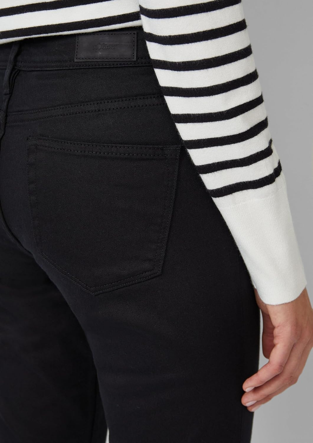 s.Oliver Jeans Betsy/Slim Fit/Mid Rise/Slim Leg 34W / 30L Schwarz, 34W / 30L Schwarz