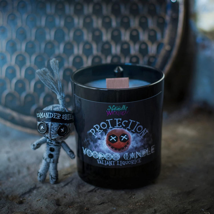 Naturally Wicked Voodoo Schutz Kerze | Inc Voodoo Puppe & Kristallstab | Vegane Kristallzauberkerze