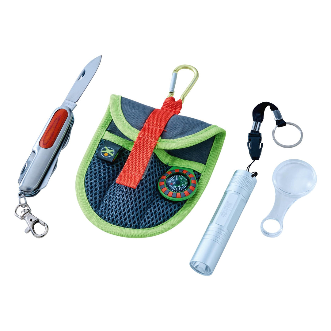 HABA Terra Kids Forschertasche – Ausrüstung mit Taschenmesser, Lupe, Kompass & LED-Leuchte, ab 6 Jah