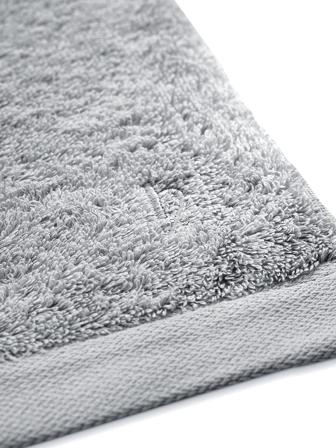 herzbach home Premium Badetuch 100 x 150 cm (Silbergrau) – Grosses, weiches & saugstarkes Badehandtu