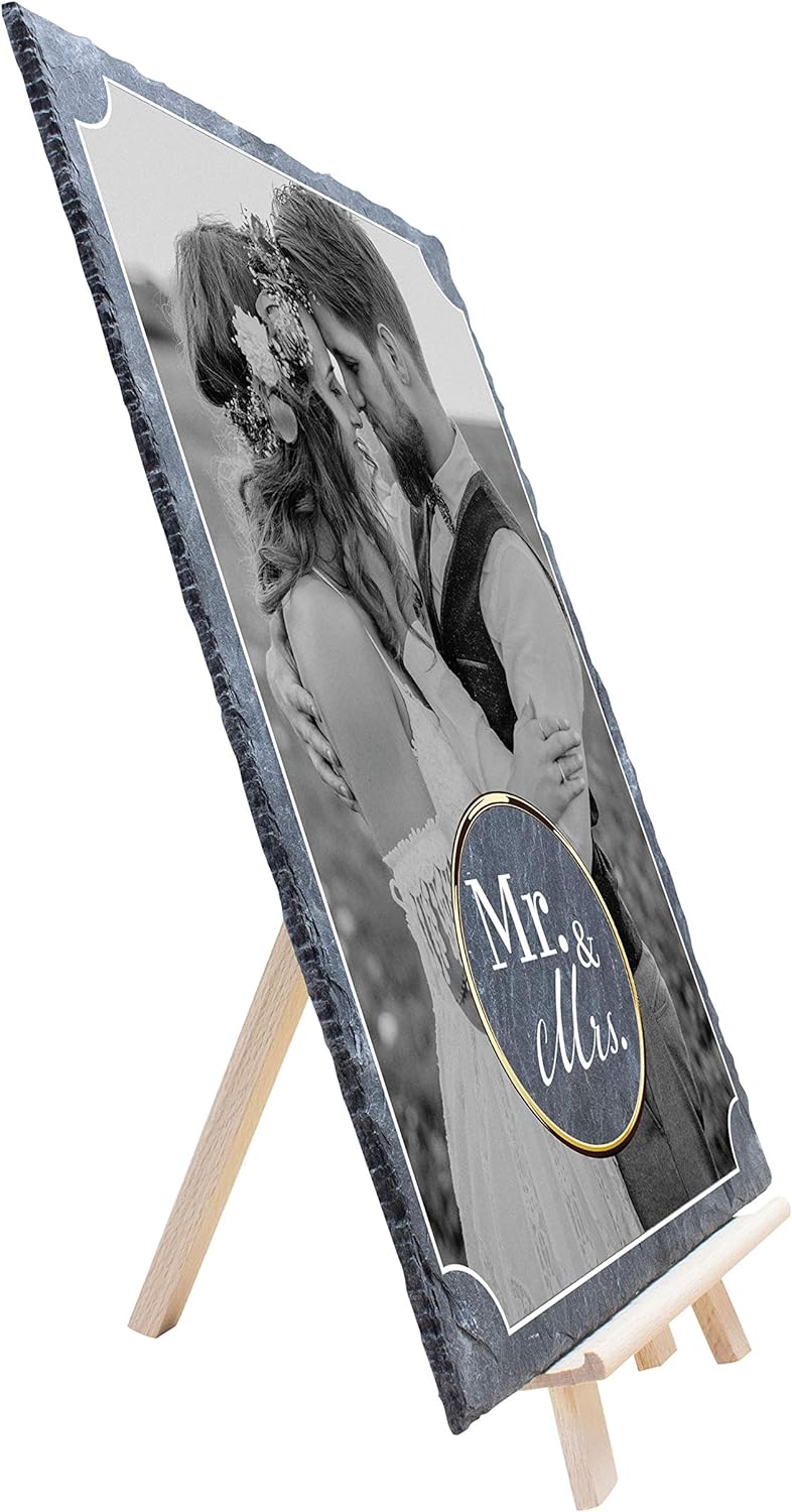 wandmotiv24 Schiefertafel Hochzeit Mr. & Mrs. mit Staffelei, Personalisierbar Digitaldruck Schwarzwe