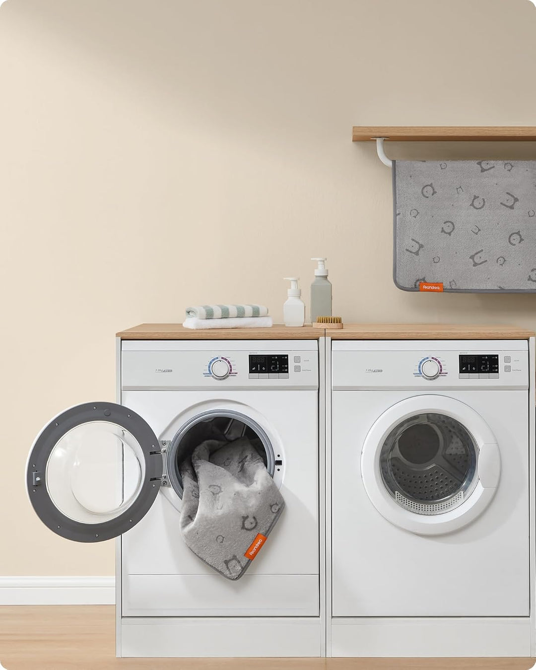 Feandrea Hundedecke, 2er Set, Wiederverwendbare Hundematte, 122 x 61 cm, L, wasserdicht, auslaufsich
