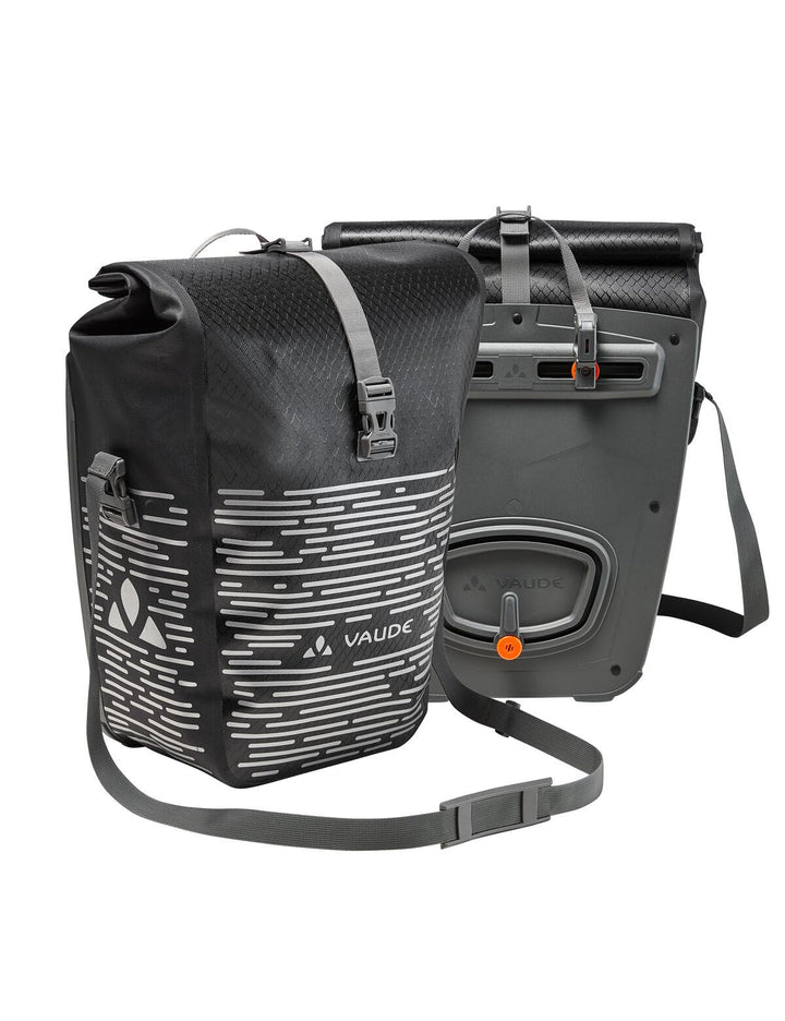 VAUDE Aqua Back Luminum II - Fahrradtasche - 2 Hinterradtaschen (2x24 Liter) - wasserdicht - Made in