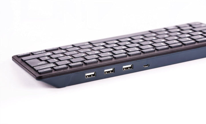 offizielle Raspberry Pi Maus + Tastatur, DE-Layout, inkl. 3 Port USB Hub, schwarz/grau